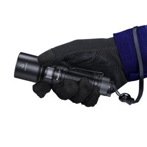 Đèn pin cầm tay FENIX C7