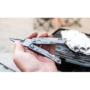 Dụng cụ cầm tay đa năng Leatherman Rev (14 tools) [Bảo hành chính hãng 25 năm]